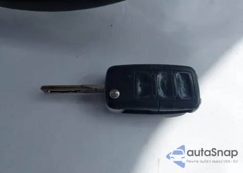 2001 Volkswagen Passat Gls z USA, uszkodzony, nr VIN WVWPD63B51E112431